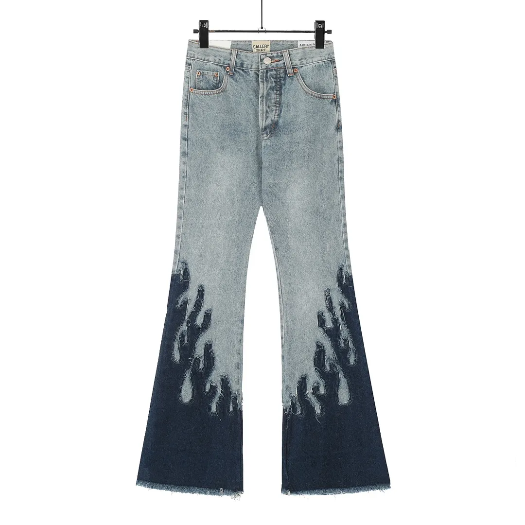 #8019 P250💰 GALLERY DEPT. Denim splicing flames🔥flare pants washed and distressed spliced jeans -Original purchase and pattern making to truly restore the ultimate vintage texture -Original hardware accessories, washed and other elevators, QR code analysis are all purchased from the original factory, with high degree of restoration, you are welcome to compare with a certain product ~ -Three-dimensional version Loose and comfortable, not picky about the figure, taller and slimmer, factory Seiko, original factory quality control, same style for men and women, can be matched with couples Versatile recommendation: must-have jeans for all seasons Color: blue Size: S-XXL (28-36)